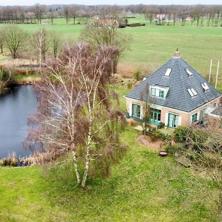 De Spannevogel Villa